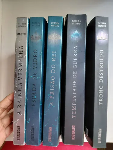 Coleção de livros A Rainha Vermelha