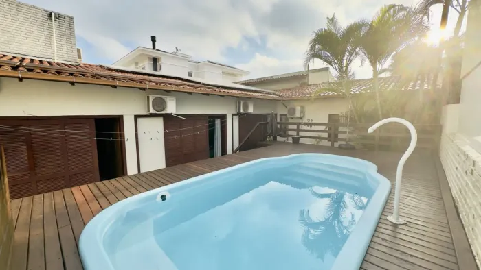 Casa com 5 dormitórios à venda, 330 m² por R$ 3.200.000,00 - Carvoeira - Florianópolis/SC
