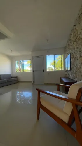 Jardim mangueiral,Casa 3 qrts 1 suite e 2 banheiros, reformada,armarios,qdra 6 cd Salácias