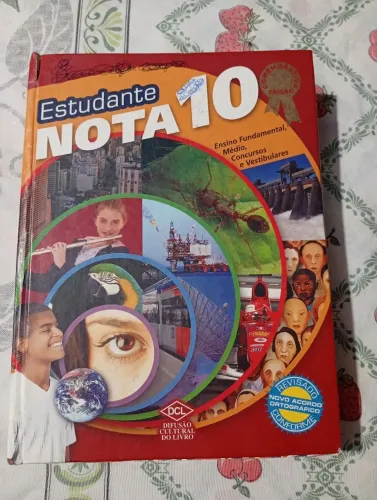 Vendo Livro Estudante Nota 10