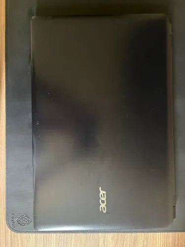 Notebook Acer Aspire E1-572 i5 4ª geração, 6GB RAM, 500GB HD, tela 15,6?