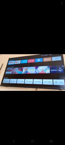 *. Valor 750 vende-se SmartV - Philco 40 Polegadas. Semi nova (Pouco uso)