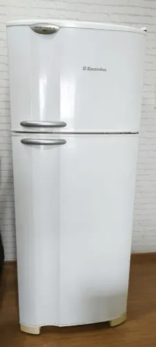 Geladeira Eletrolux Air Flow System DC 45