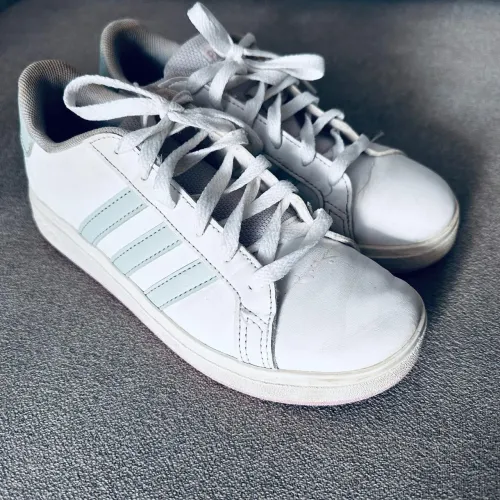 Tênis Adidas Couro Branco 33/34