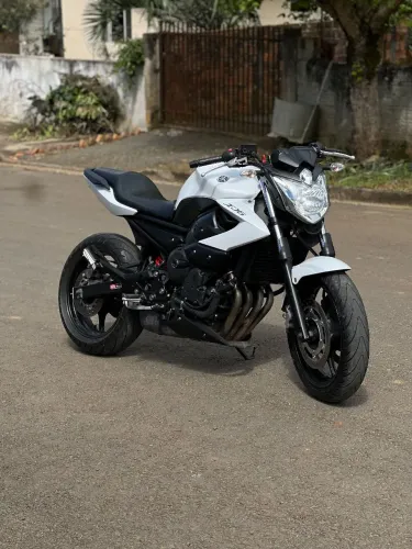 XJ6 2012 