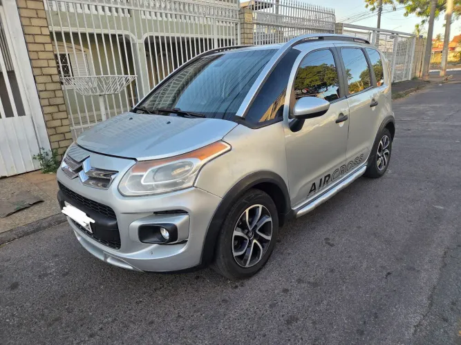 Citroen Aircross GLX 1.6 Flex 16V 5P Mec. 2011