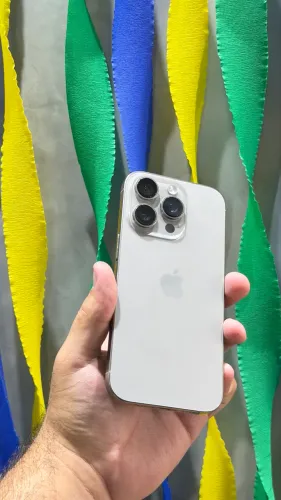 16 pro (128gb, 93% de bateria)