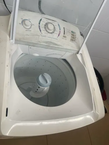 Máquina de lavar Electrolux 12 kg