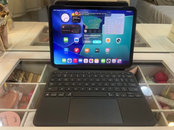 iPad Pro M5 (512gb) com Pencil Pro e Magic Keyboard. 11 polegadas