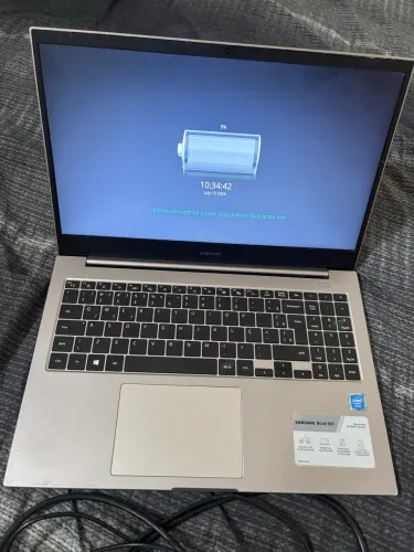 Notebook Samsung Book E20