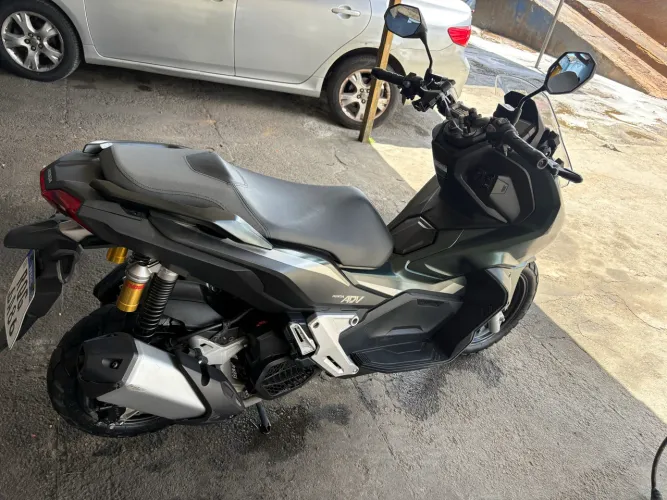 MOTO HONDA ADV 150