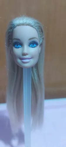 Cabeça bonec Barbie 