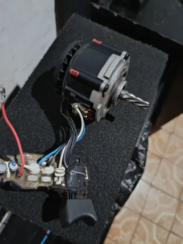 Motor brushless 20 v Dewalt 