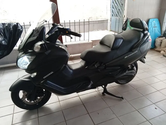 Burgman 650 executive baixa km