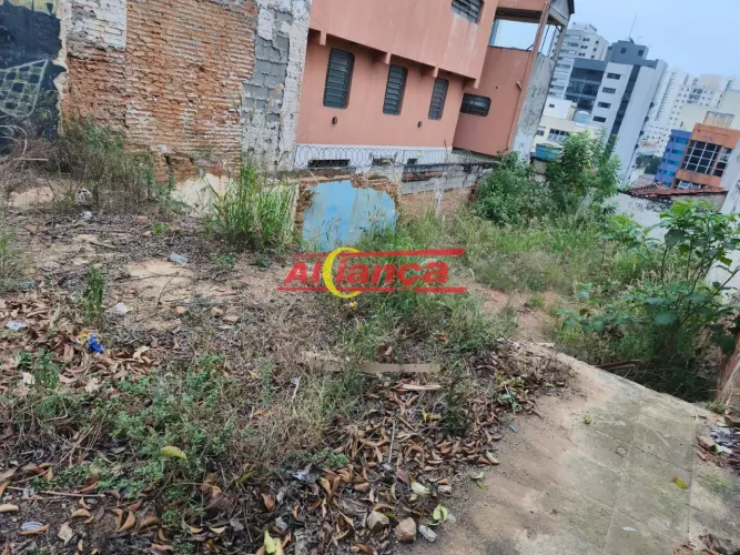 Terreno 200m² próximo ao centro de Guarulhos