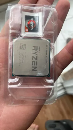 Processador AMD Ryzen 53350G / com vídeo integrado Vega 10 - USADO