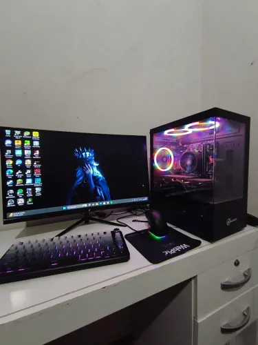 PC GAMER // RODA TUDO