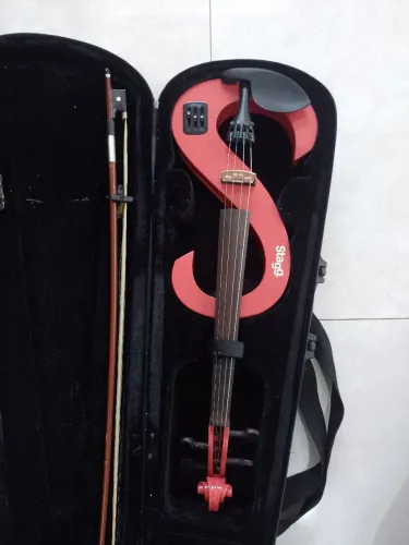 Violino elétrico Stagg 4/4