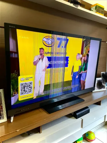 TV SONY 46 ? PARA CONSERTO OU PEÇAS