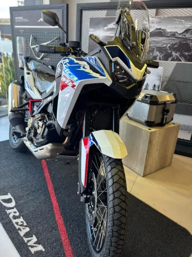 AFRICA TWIN DCT 2026