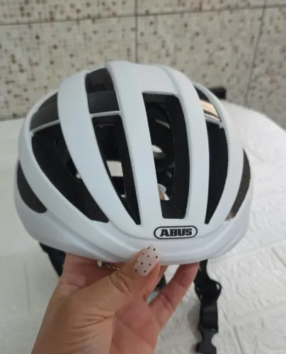 Capacete Ciclismo Branco tamanho M Novo