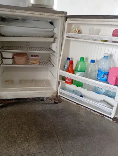 Vende se frigobar funcionando 400 aceita proposta