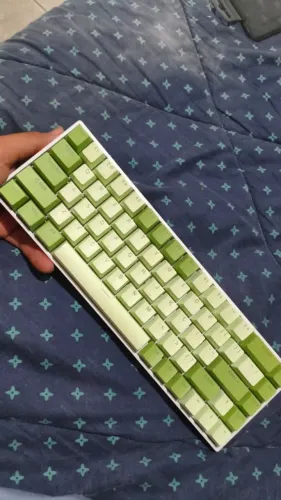 Teclado Mecânico Mathew HW61 RGB