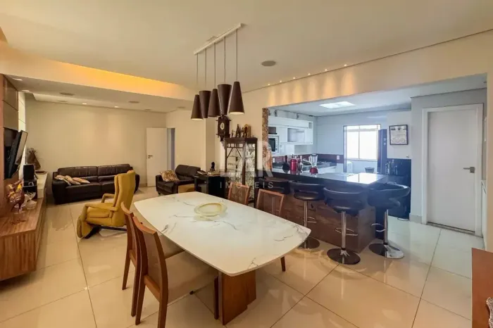 Apartamento à venda, 3 quartos, 1 suíte, 2 vagas, Grajaú - Belo Horizonte/MG