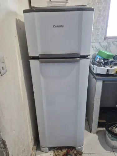 Geladeira seminova