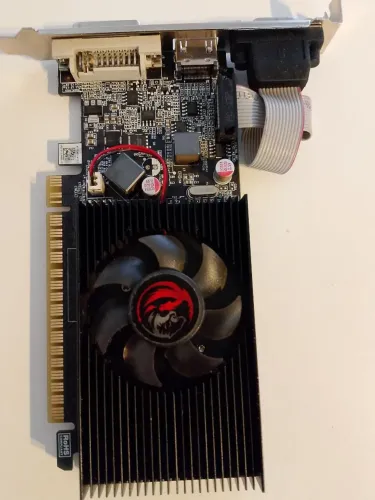 Placa de vídeo gt210