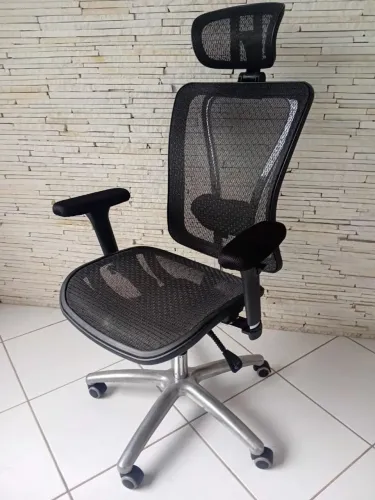 Cadeira de escritório Ergonômica 
