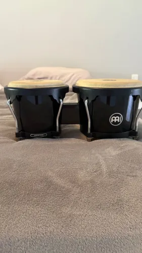 Bongô Meinl Headliner Series Original Instrumento em ótimo estado de conservação.