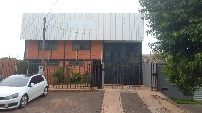 Cód. 252 - BARRACÃO PARA LOCAÇÃO 300 m² DE ÁREA COBERTA