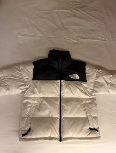 Jaqueta The North Face 1996 Retro Nuptse 700 Summit Navy TNF Black