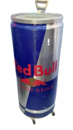 Coller e geladeira red bull