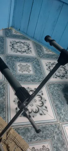 SUPORTE PARA TECLADO TOP