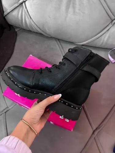 Bota 34