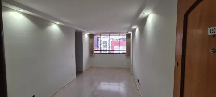 ALUGA-SE IMÓVEL EM ÁGUAS CLARAS, 3 QUARTOS