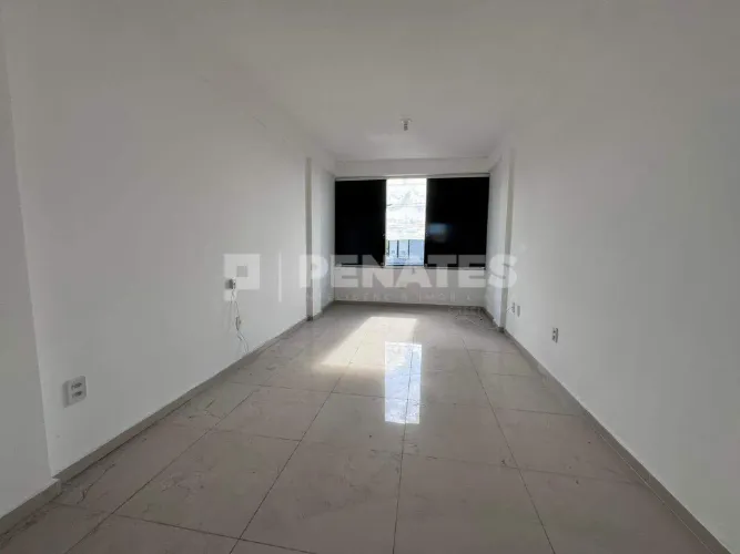 Sala Comercial para Locação em Candelário | 20m² | Banheiro Privativo