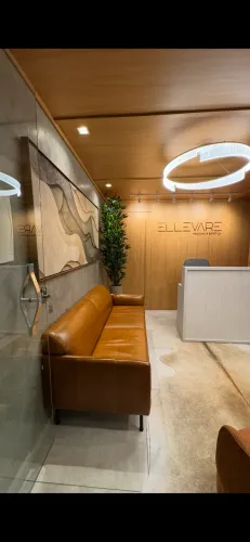 CONSULTÓRIO MÉDICO POR TURNOS PARA ALUGAR EM CLÍNICA NO LIV MALL