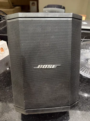 Caixa de som profissional BOSE