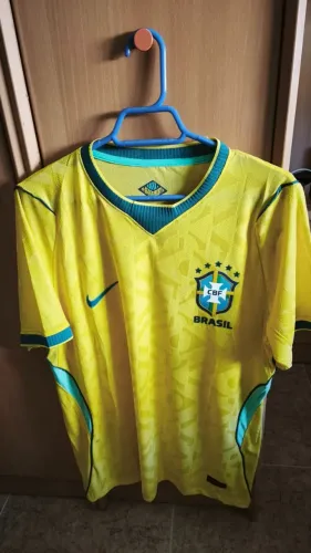 Camisa Brasil Amarela Nike Versão Torcedor Masculina Feminina
