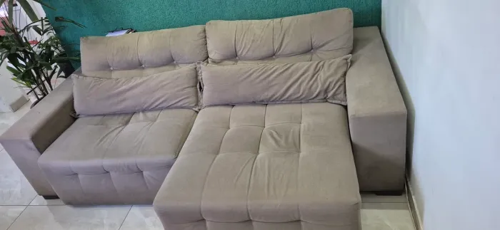 Sofá Retrátil Usado