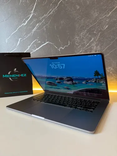 Macbook Air M2 15,3", 8gb Ram e 256gb Ssd, impecável! TROCAS