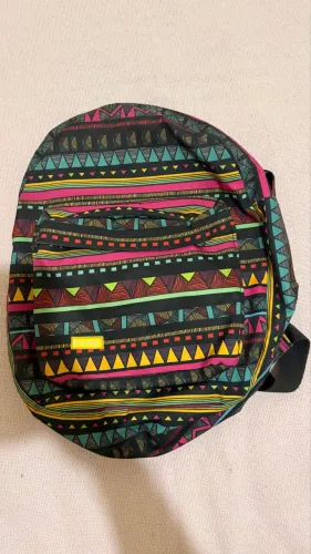 MOCHILA FANTAGUSSI COLORIDA