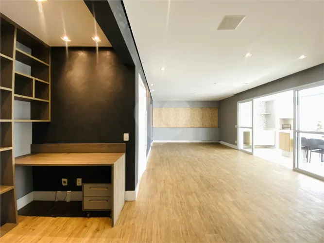 Apartamento com 3 quartos à venda em Centro - SP