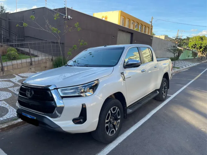 Toyota Hilux SRX 2024