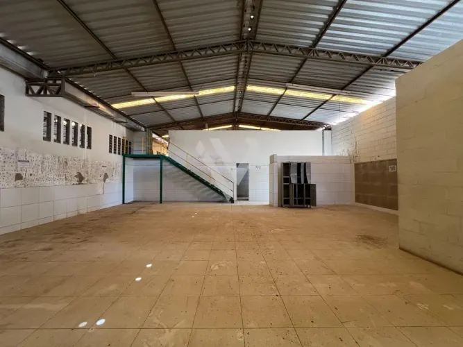 Galpão para Locação em Eusébio, Coité