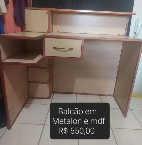 Vendo Material de loja