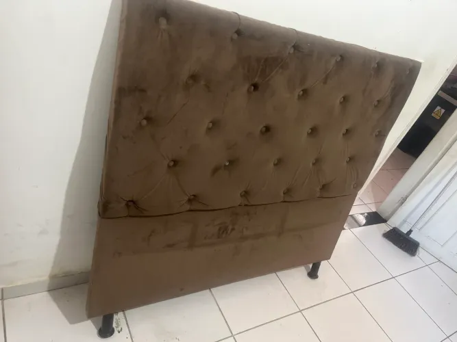 Cabeceira de cama de casal